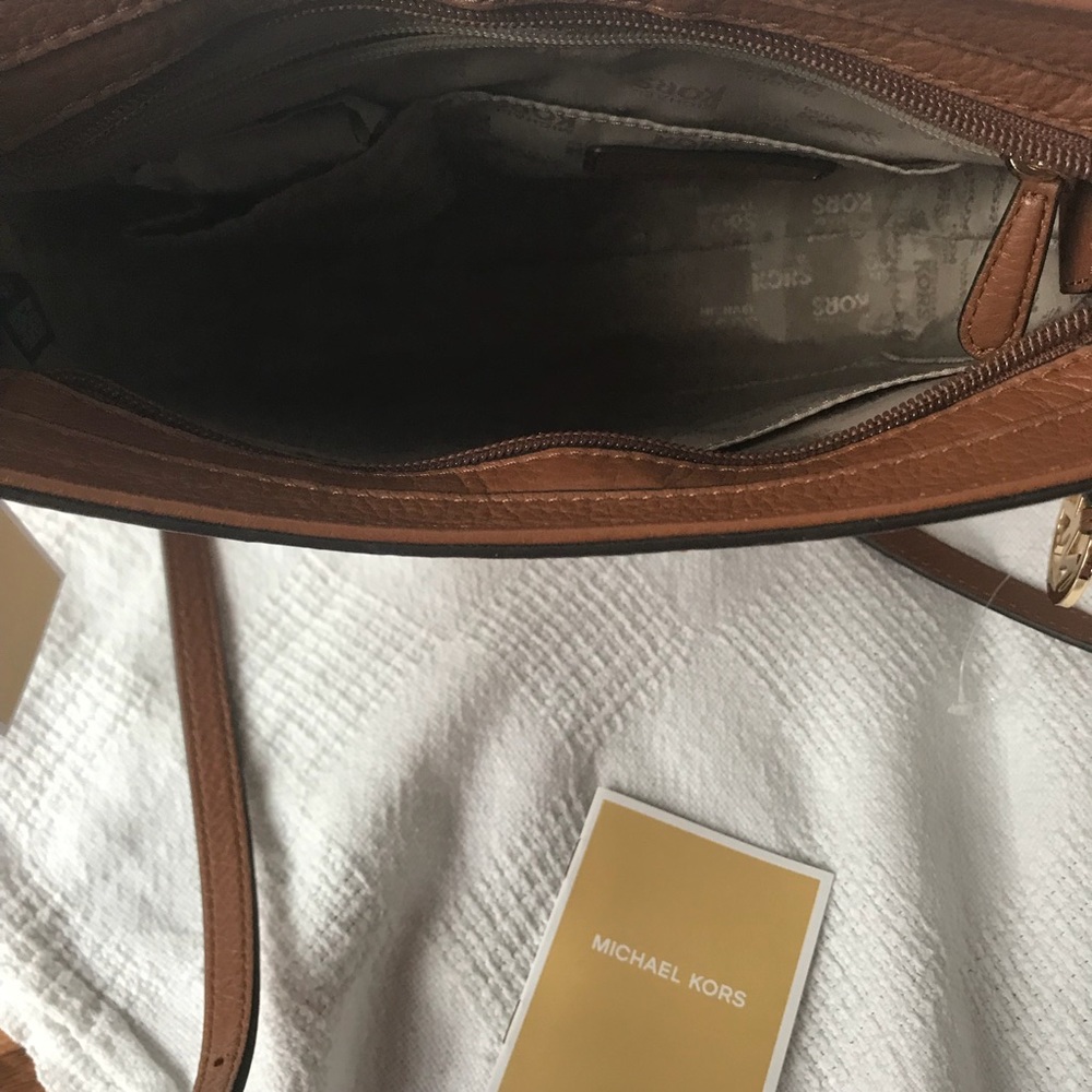 LAST 1 ⭐️ New MK pebble leather messenger brown - Picture 6 of 7